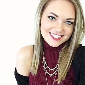 Meet your Posher, Natalie