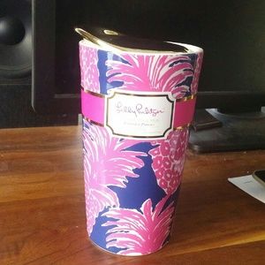 Lilly Pulitzer mug gold top