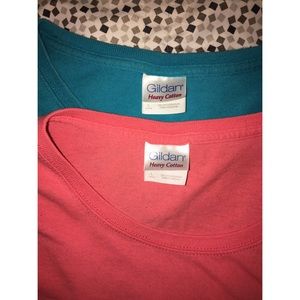 Bundle of 2 Gildan Long Sleeve Shirts