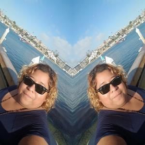 Meet your Posher, Liz