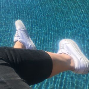 White Chukka Low Vans 💕