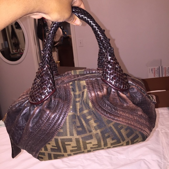 Authentic Fendi - Picture 1 of 4
