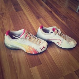 PRICE REDUCED!!! Ombre fade Puma tennis shoes