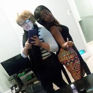 Meet your Posher, Angelee