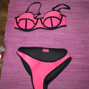 Triangl look alike bikini💕