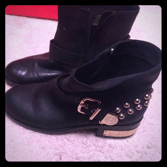 Vince Camuto boots