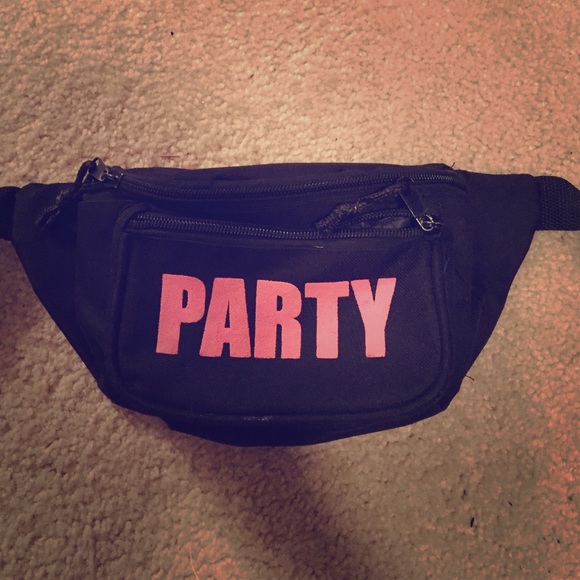 Fanny pack
