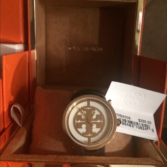 AUTHENTIC TORY BURCH!!