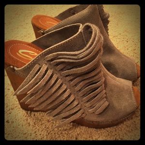 Grey suede fringe wedges