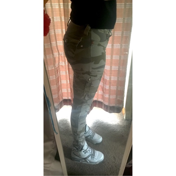 True religion camo jeans - Picture 4 of 4