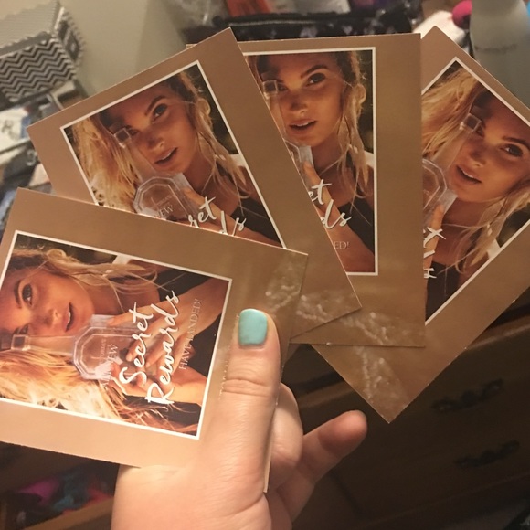 4 VS SECRET REWARD CARDS