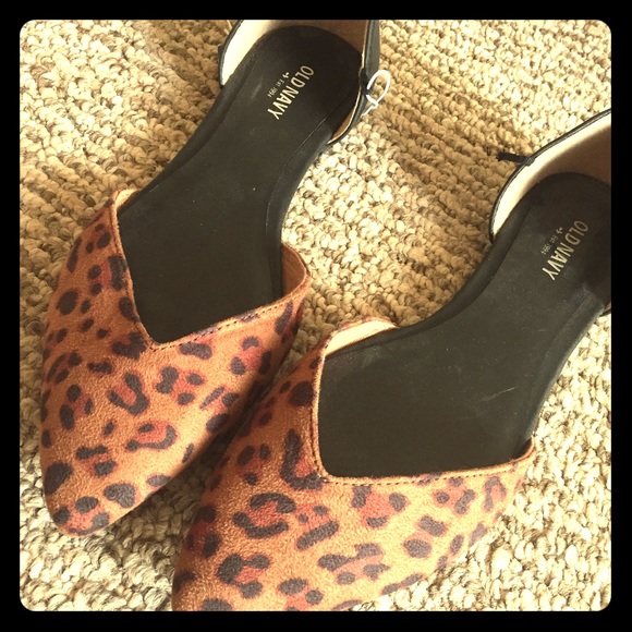 Leopard Flats
