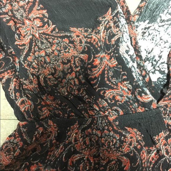 Romper - Picture 3 of 4