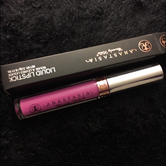 ABH liquid lipstick for sale 👄 [dollhouse]