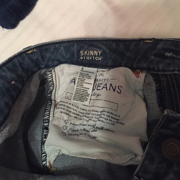 American Eagle Outfitters size 4 skinny jeans - Picture 3 of 4