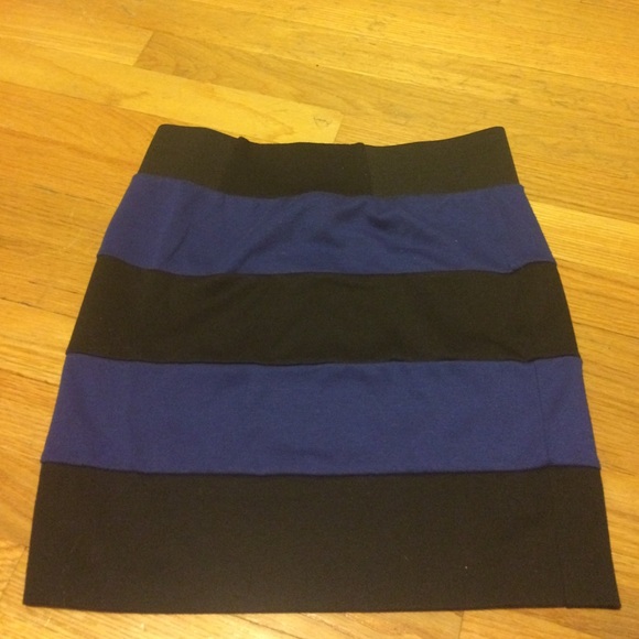 Bandage Skirt - Picture 1 of 3