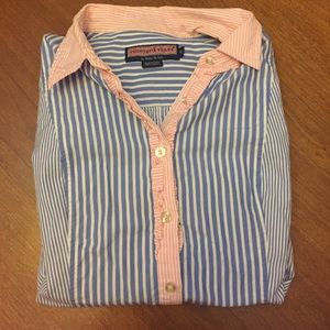 Vineyard vines party button down