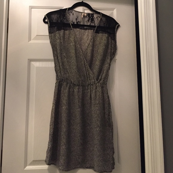 Black and white dress w/ sheer lace detail!