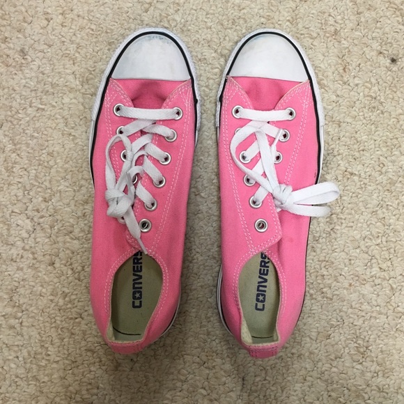 Pink converse