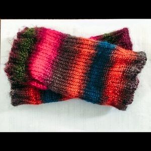 BOHO Handmade Fingerless Gloves. New