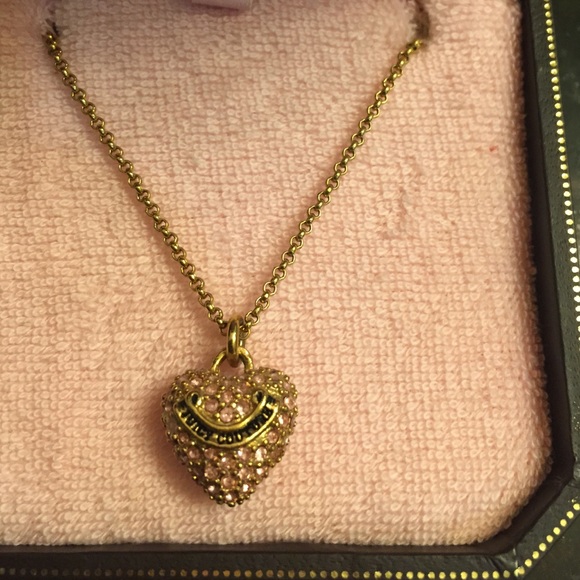 Juicy pink heart necklace - Picture 2 of 2