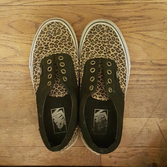 Leopard Vans