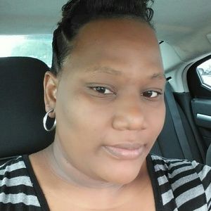 Meet your Posher, Brandi