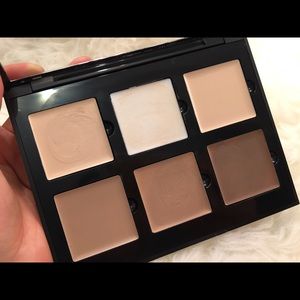 ANASTASIA BEVERLY HILLS CONTOUR KIT IN FAIR ❣✨