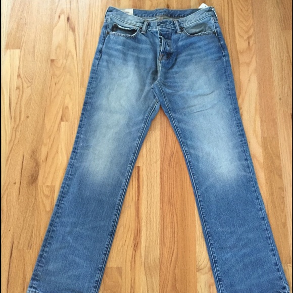 A & F Classic Men's Straight Leg Jeans_2