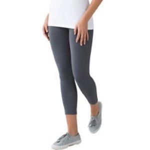 Lululemon zone in crop NWOT