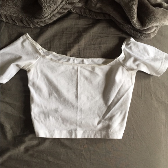 American apparel off shoulder crop top