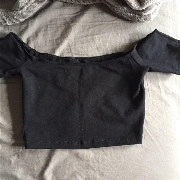 American apparel off shoulder crop top