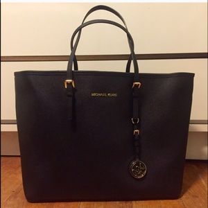 Michael Kors Tote