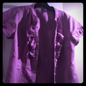 Beautiful shirt. Not faded!