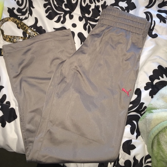 Women's Puma Sweats M - Picture 1 of 1