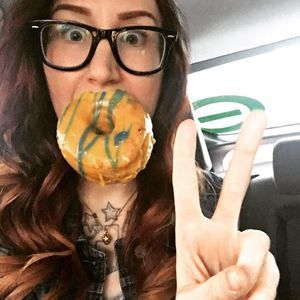 Meet your Posher, Laura