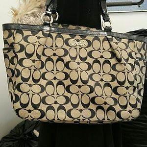 Coach Signature bag