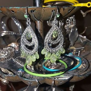 Different kinds of ear rings