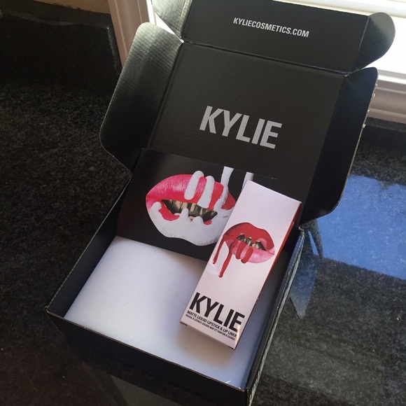 NWT Kylie lip kit 22