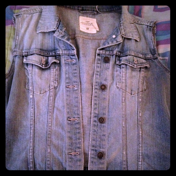 H&M Light Blue Distresses Jean Vest