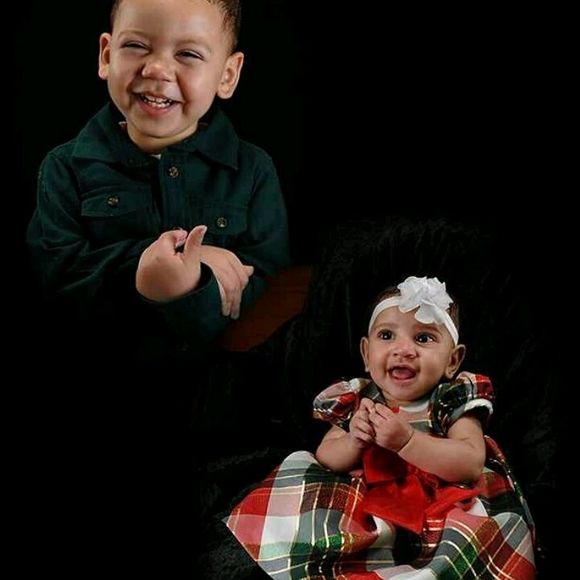 Meet your Posher, Taylor - Picture 1 of 1