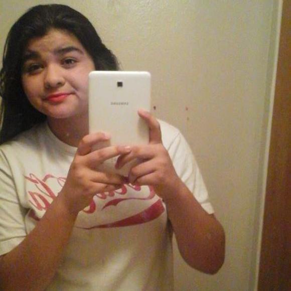 Meet your Posher, Amelia - Picture 1 of 1