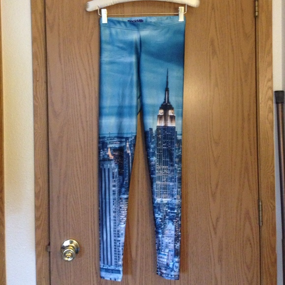 Blackmilk New York skyline leggings