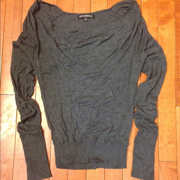 Super soft rayon Express long sleeve top