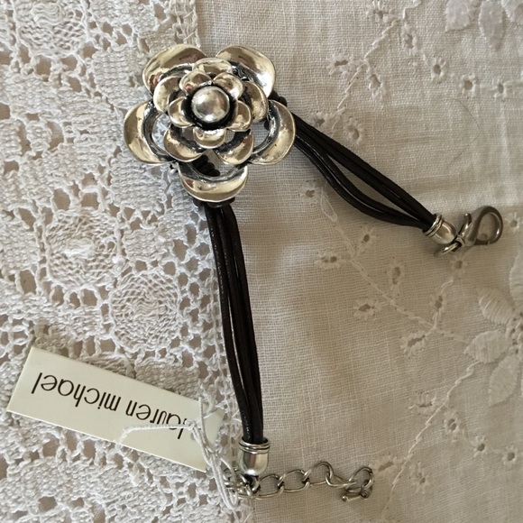 Lauren Michael Metal Flower Bracelet NWT - Picture 4 of 4
