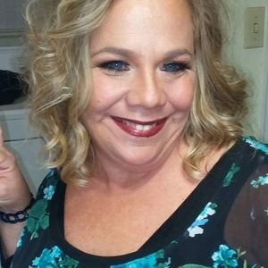 Meet your Posher, Kristi