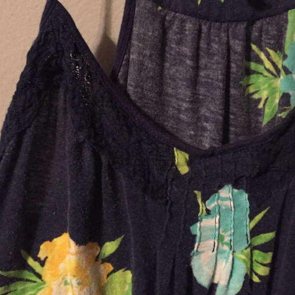 Tank - Picture 3 of 3