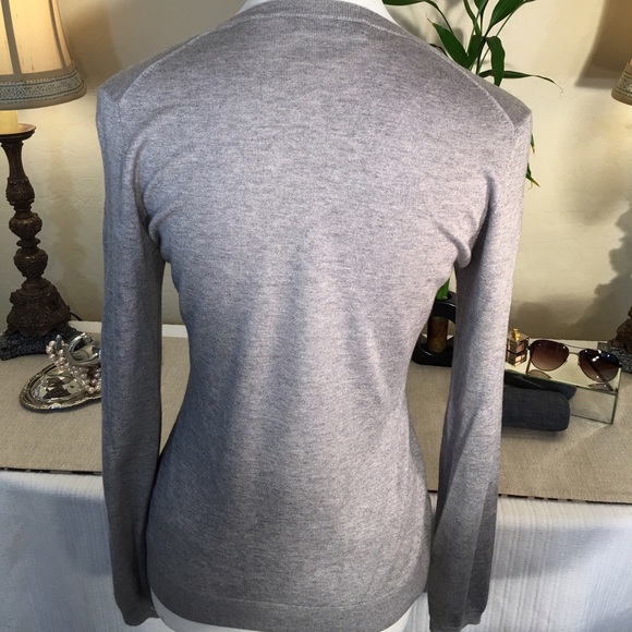 Saks Fifth Avenue ⚜Lovely Gray Cashmere Sweater - Picture 3 of 4