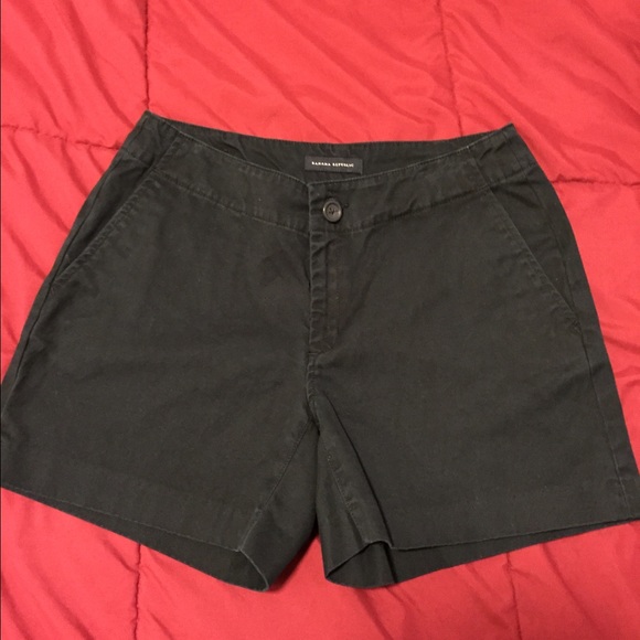 Banana Republic Bermuda shorts