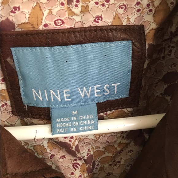 leather jacket - Picture 2 of 3